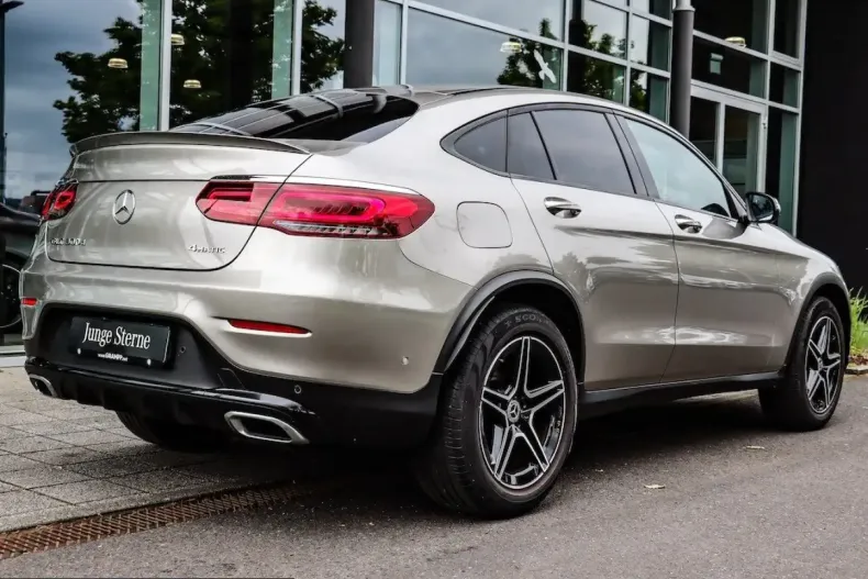 Mercedes-Benz GLC 300 (Clasa GLC) din 2024 cu 46.500 km - oferta MER263914 - foto 6