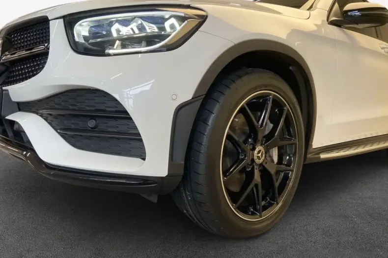 Mercedes-Benz GLC 300 (Clasa GLC) din 2023 cu 65.496 km - oferta MER263925 - foto 2