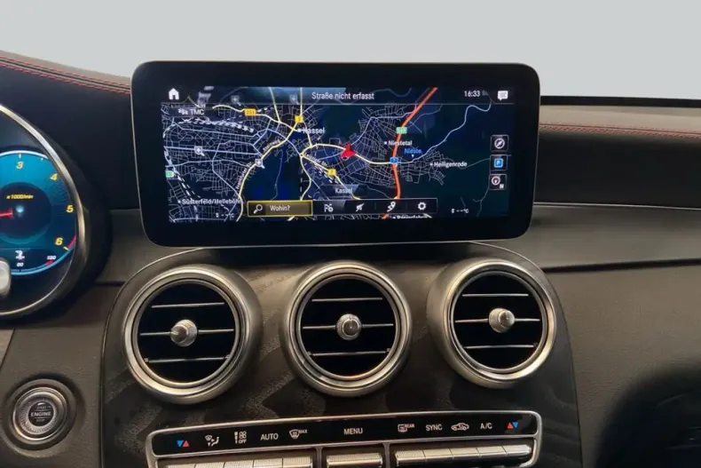 Mercedes-Benz GLC 300 (Clasa GLC) din 2023 cu 65.496 km - oferta MER263925 - foto 18