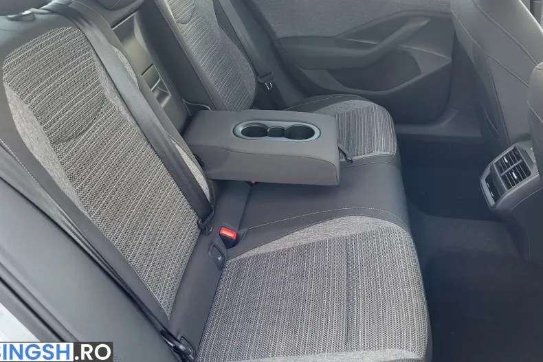 Skoda Superb din 2026 cu 900 km - oferta SKO263947 - foto 12