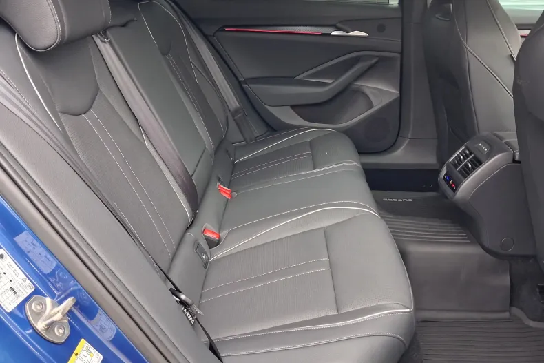 Skoda Superb din 2025 cu 3.314 km - oferta SKO263966 - foto 39