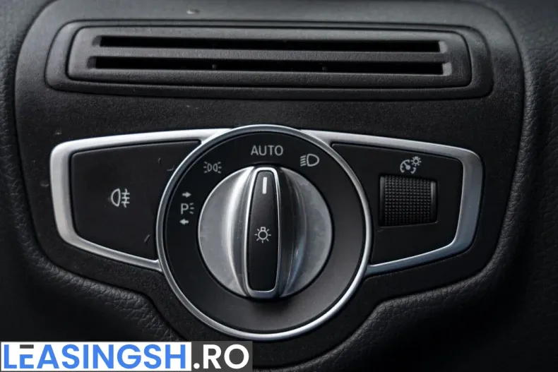 Mercedes-Benz GLC 300 (Clasa GLC) din 2021 cu 85.500 km - oferta MER263969 - foto 19