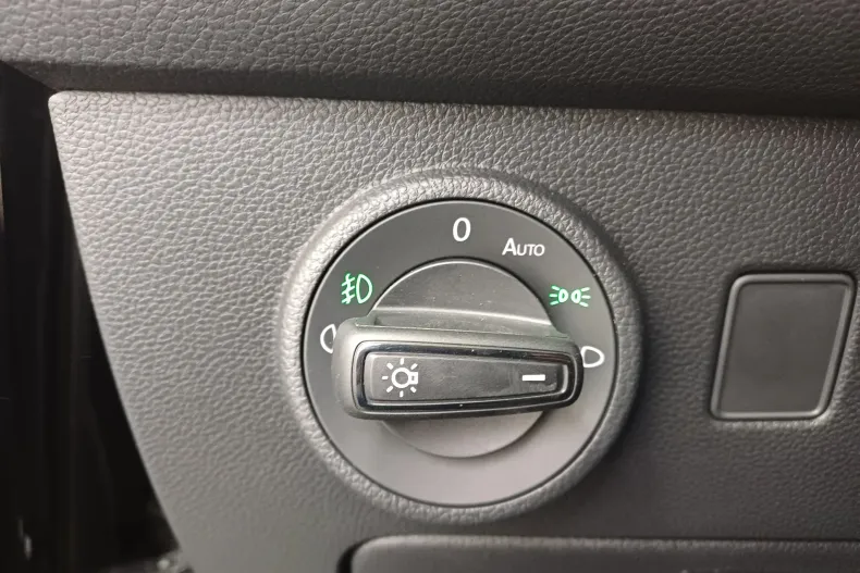Seat Ateca din 2022 cu 32.210 km - oferta SEA263977 - foto 11