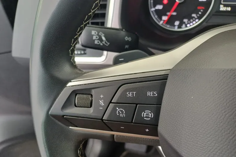 Seat Ateca din 2022 cu 32.210 km - oferta SEA263977 - foto 12