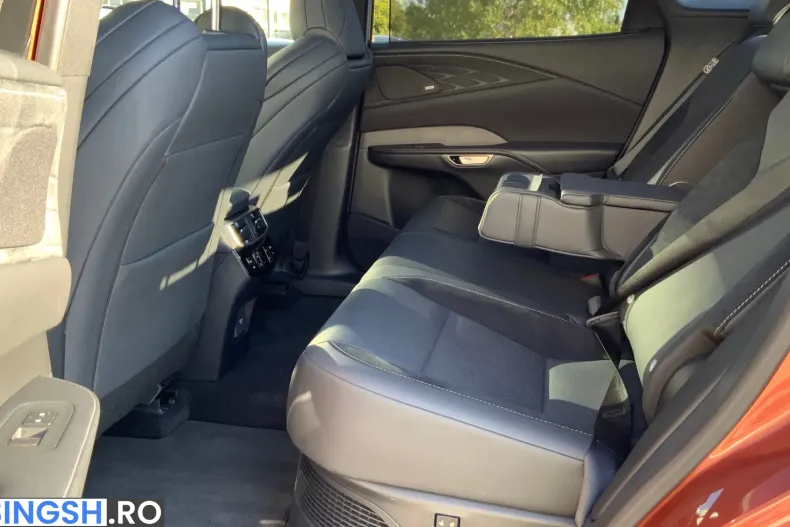 Lexus RX din 2025 cu 7.042 km - oferta LEX264006 - foto 24