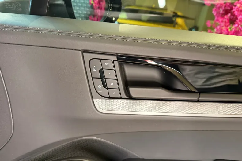 Porsche Cayenne din 2024 cu 39.900 km - oferta POR264059 - foto 26