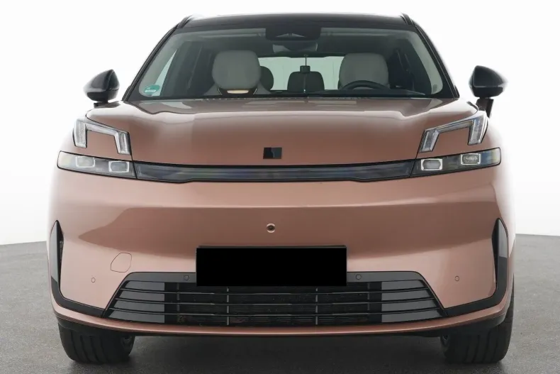Lynk & Co 08 din 2025 cu 25.000 km - oferta LYN264069 - foto 4