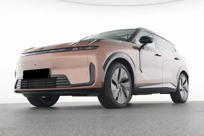 Lynk & Co 08 din 2025 cu 25.000 km - oferta LYN264069 - foto 8