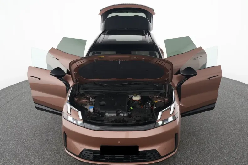 Lynk & Co 08 din 2025 cu 25.000 km - oferta LYN264069 - foto 17