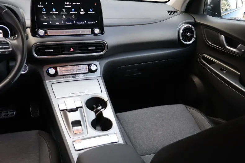 Hyundai Kona din 2023 cu 98.517 km - oferta HYU264084 - foto 16