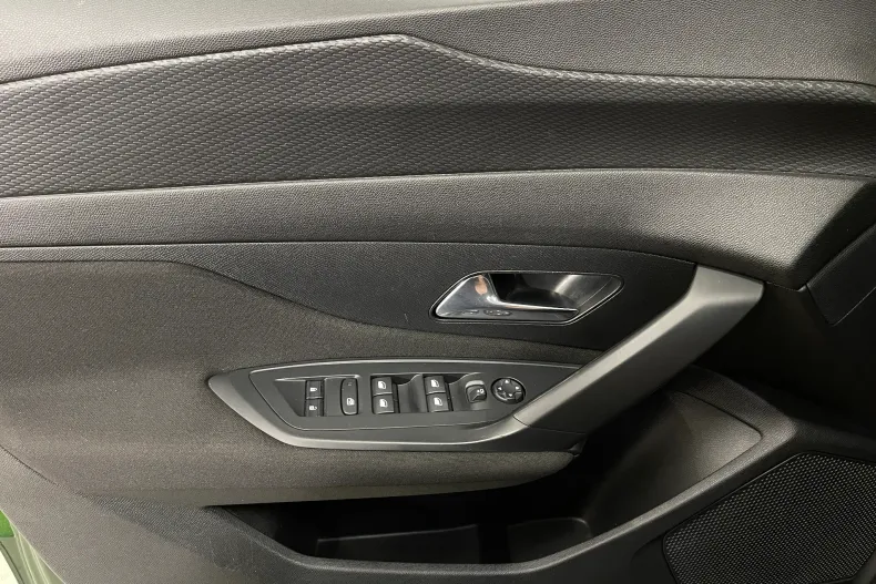 Peugeot 308 din 2022 cu 142.452 km - oferta PEU264087 - foto 22