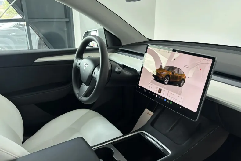 Tesla Model Y din 2022 cu 87.800 km - oferta TES264088 - foto 6