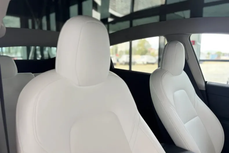 Tesla Model Y din 2022 cu 87.800 km - oferta TES264088 - foto 9
