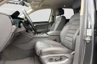 Volkswagen Touareg din 2023 cu 130.000 km - oferta VOL264106 - foto 16
