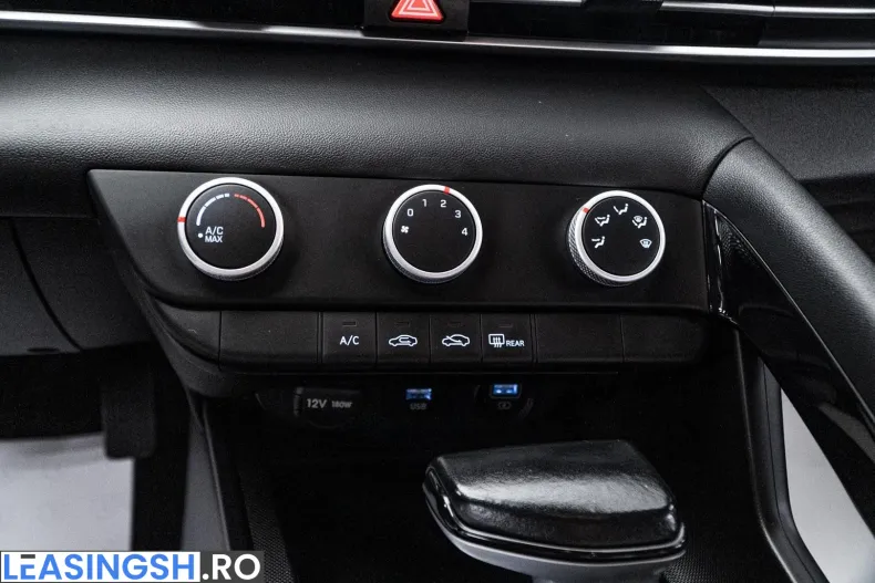 Hyundai Elantra din 2022 cu 90.000 km - oferta HYU264153 - foto 11