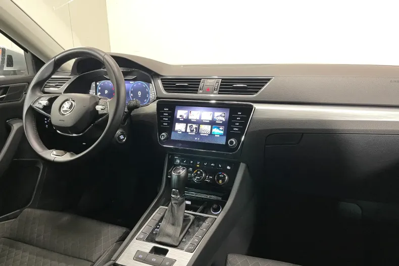 Skoda Superb din 2021 cu 113.229 km - oferta SKO264157 - foto 9