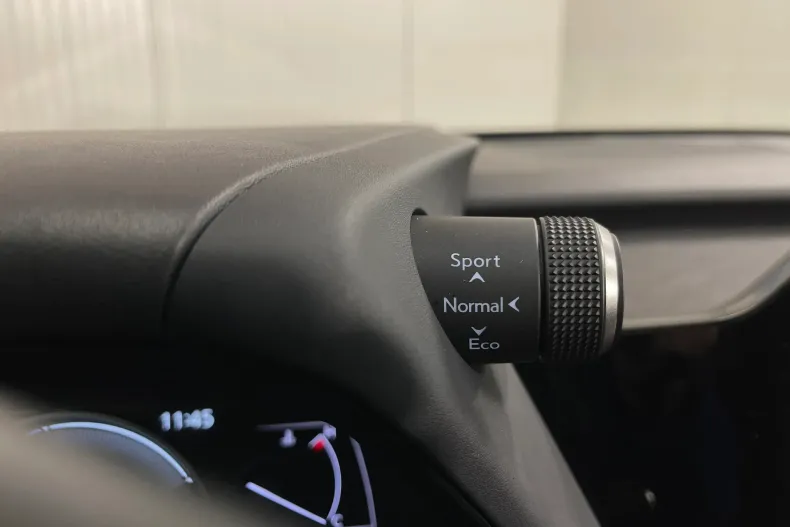 Lexus UX din 2022 cu 145.912 km - oferta LEX264214 - foto 20