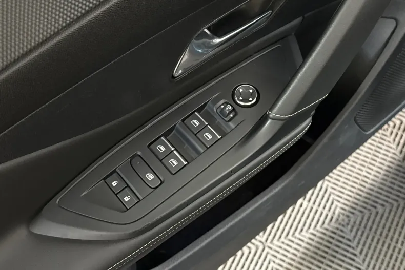 Peugeot 408 din 2023 cu 40.930 km - oferta PEU264270 - foto 14