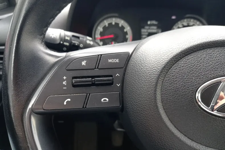 Hyundai Bayon din 2023 cu 43.682 km - oferta HYU264286 - foto 24