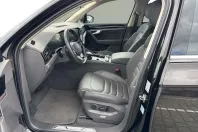 Volkswagen Touareg din 2025 cu 24.044 km - oferta VOL264298 - foto 13