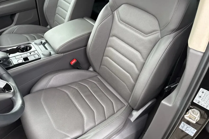 Volkswagen Touareg din 2025 cu 24.044 km - oferta VOL264298 - foto 15