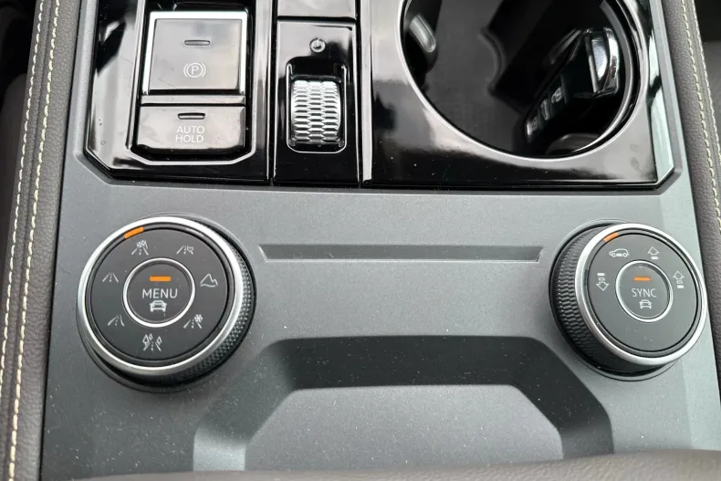 Volkswagen Touareg din 2025 cu 24.044 km - oferta VOL264298 - foto 27