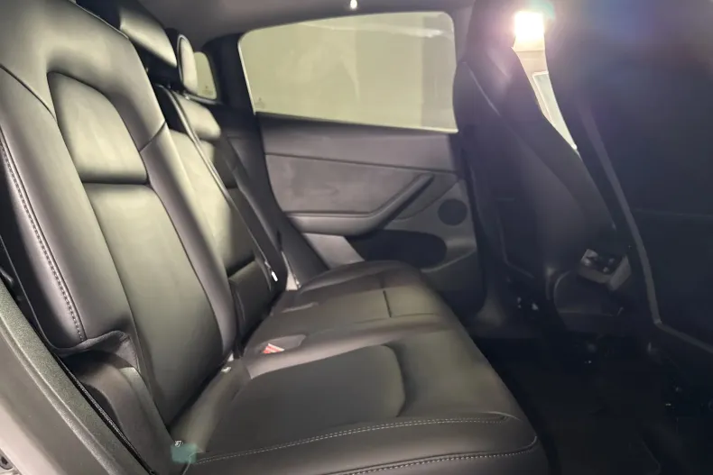 Tesla Model Y din 2022 cu 79.814 km - oferta TES264327 - foto 12