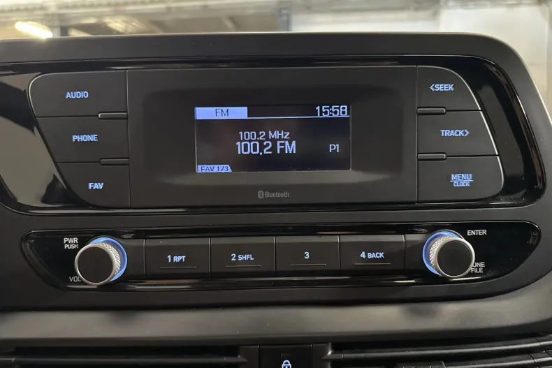 Hyundai i20 din 2021 cu 42.206 km - oferta HYU264332 - foto 17