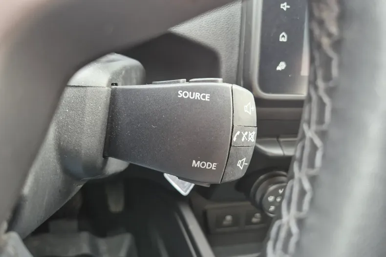Dacia Duster din 2024 cu 42.271 km - oferta DAC264338 - foto 22