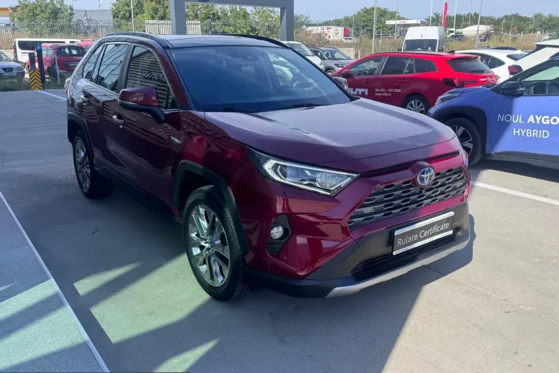 Toyota RAV4 din 2021 cu 82.928 km - oferta TOY264391 - foto 3