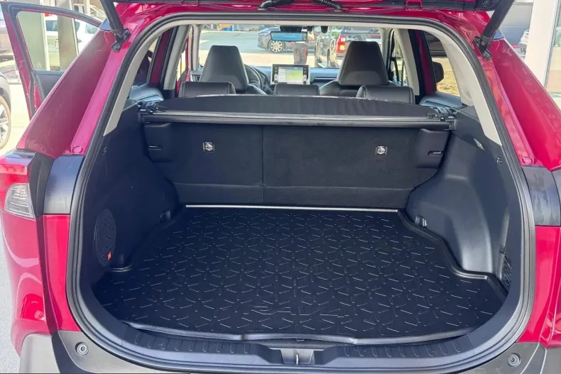 Toyota RAV4 din 2021 cu 82.928 km - oferta TOY264391 - foto 8