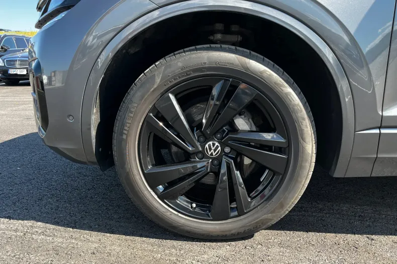Volkswagen Touareg din 2022 cu 101.931 km - oferta VOL264396 - foto 28