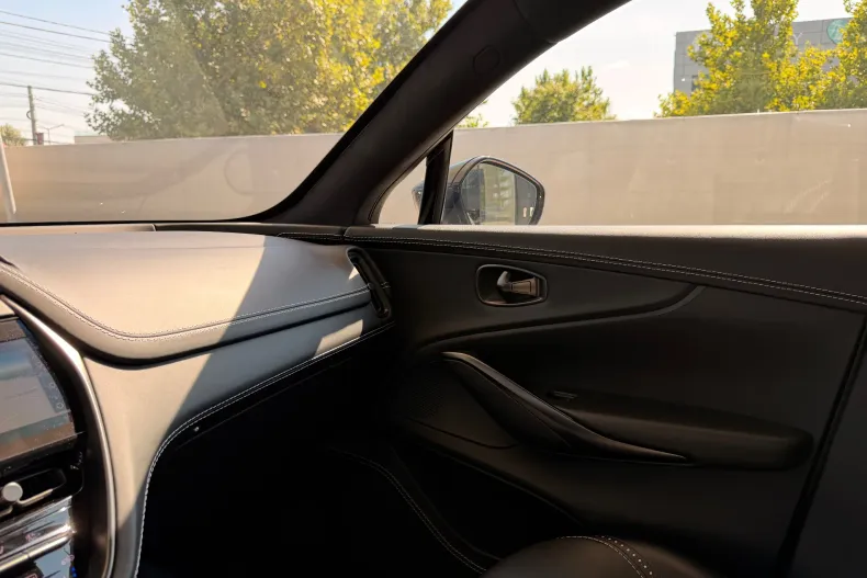 Aston Martin DBX din 2020 cu 56.699 km - oferta AST264422 - foto 14