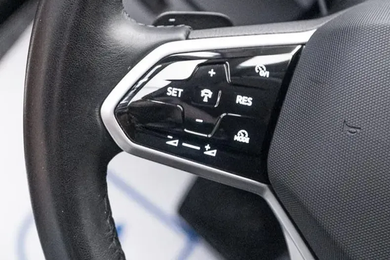 Volkswagen Touareg din 2023 cu 58.000 km - oferta VOL264436 - foto 14