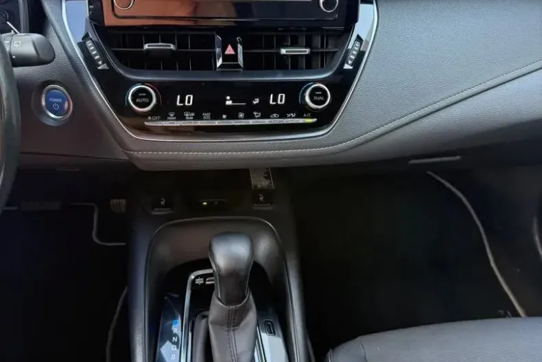 Toyota Corolla din 2022 cu 164.987 km - oferta TOY264441 - foto 18