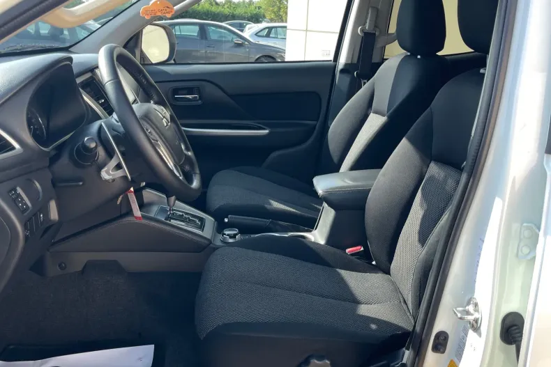 Mitsubishi L200 din 2022 cu 170.000 km - oferta MIT264456 - foto 22