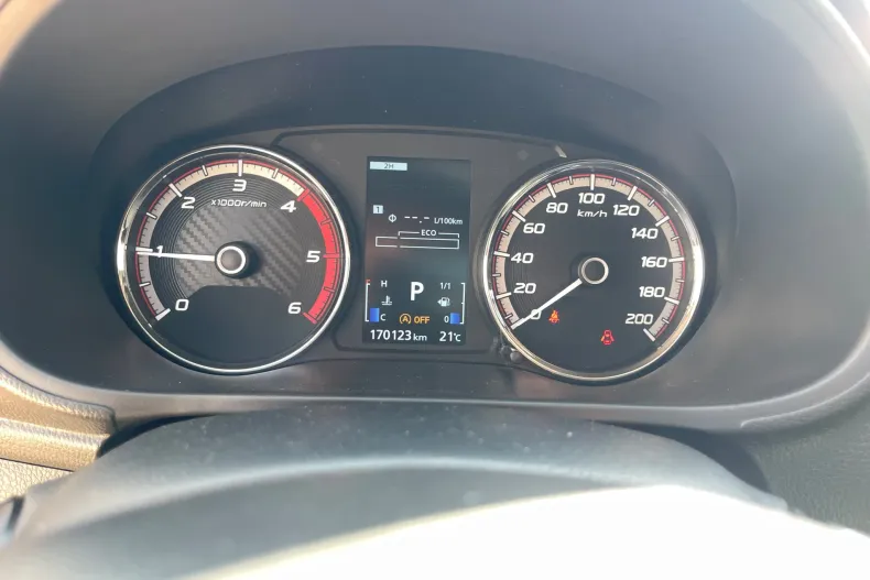 Mitsubishi L200 din 2022 cu 170.000 km - oferta MIT264456 - foto 32