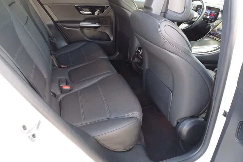 Mercedes-Benz GLC 300 (Clasa GLC) din 2024 cu 58.997 km - oferta MER264477 - foto 14