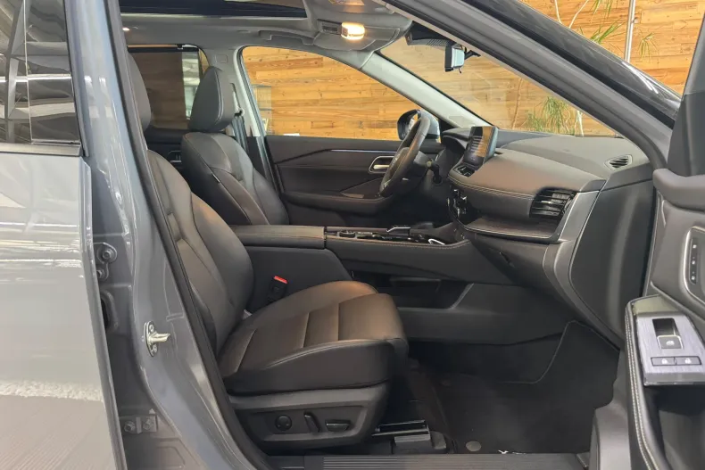 Nissan X-Trail din 2025 cu 4.555 km - oferta NIS264482 - foto 11