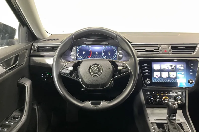 Skoda Superb din 2022 cu 117.102 km - oferta SKO264485 - foto 6