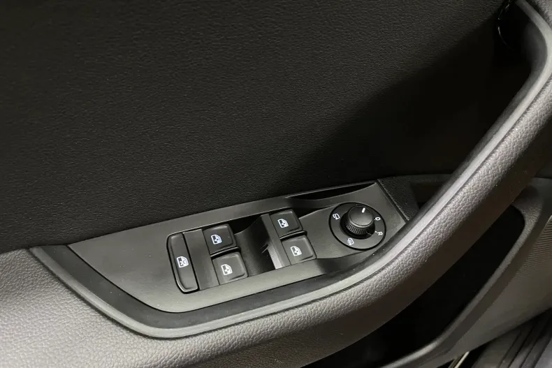 Skoda Superb din 2022 cu 117.102 km - oferta SKO264485 - foto 20