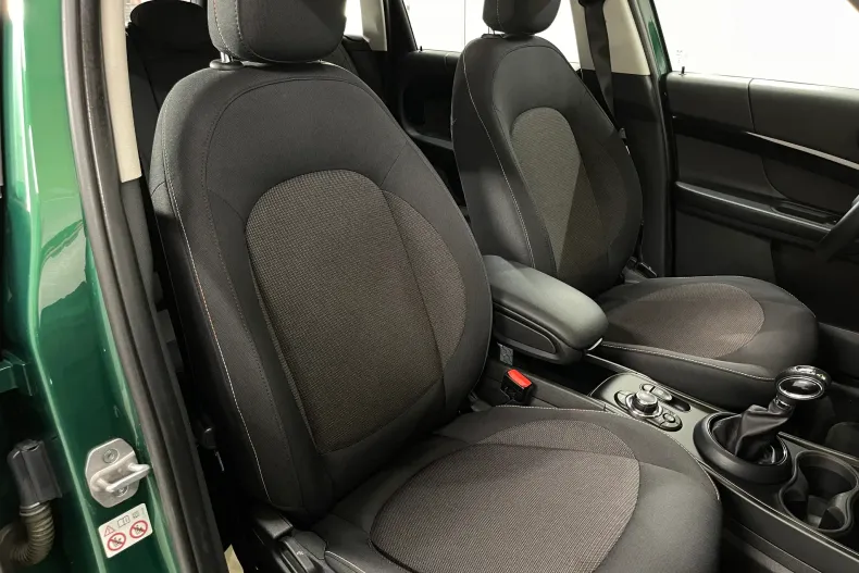 MINI Countryman din 2022 cu 64.307 km - oferta MIN264491 - foto 9