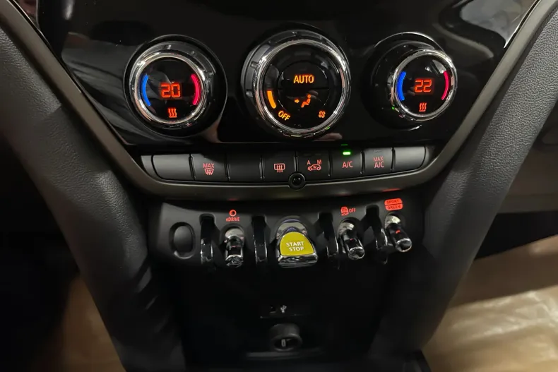 MINI Countryman din 2022 cu 64.307 km - oferta MIN264491 - foto 23