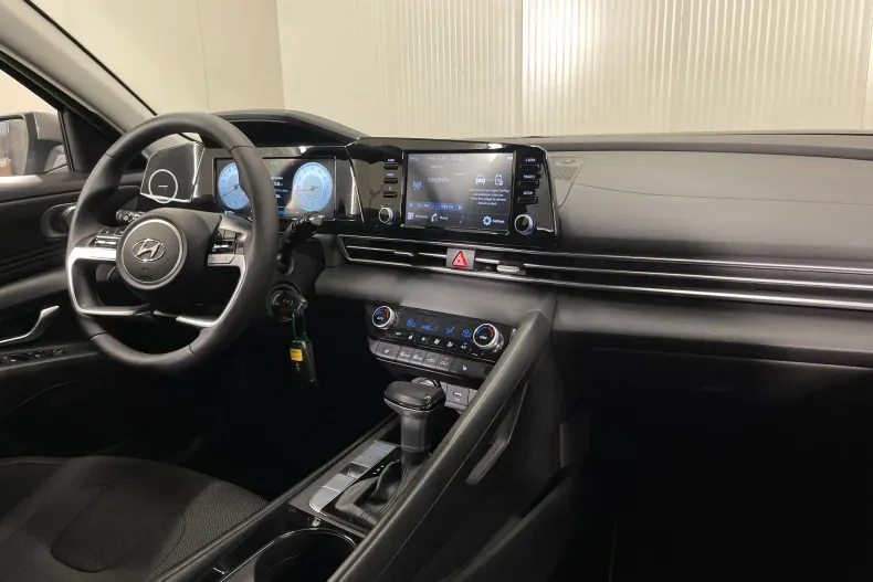 Hyundai Elantra din 2022 cu 95.071 km - oferta HYU264525 - foto 8