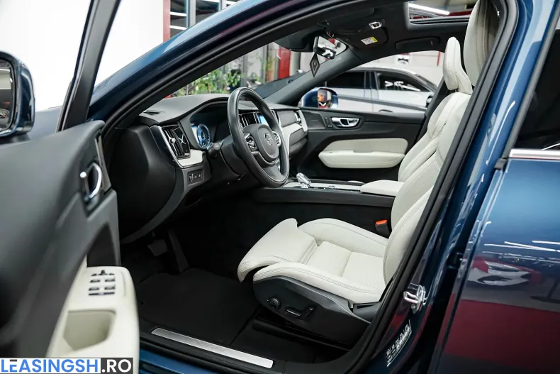Volvo XC60 din 2021 cu 151.000 km - oferta VOL264533 - foto 4