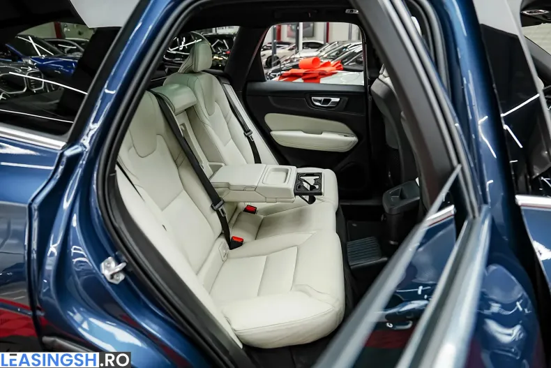 Volvo XC60 din 2021 cu 151.000 km - oferta VOL264533 - foto 14
