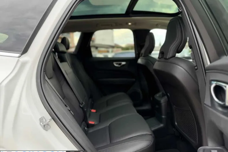 Volvo XC60 din 2021 cu 125.000 km - oferta VOL264546 - foto 19