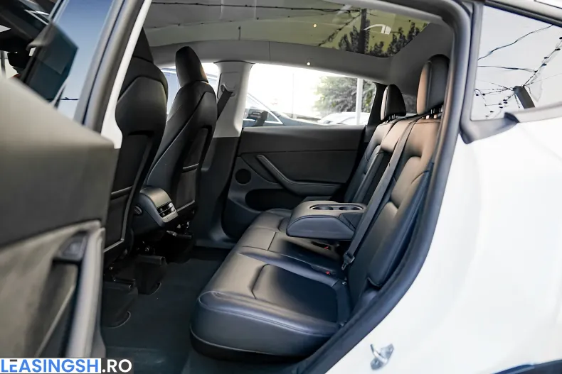 Tesla Model Y din 2023 cu 74.000 km - oferta TES264554 - foto 11