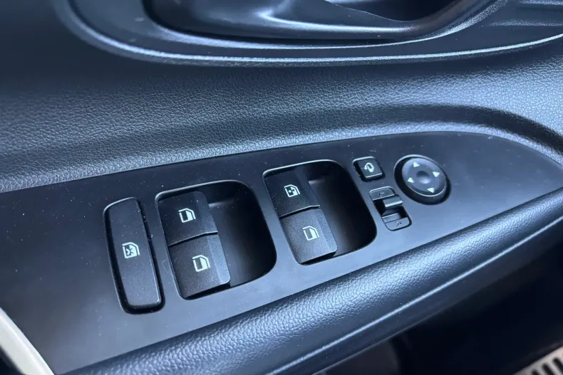 Hyundai Bayon din 2023 cu 96.000 km - oferta HYU264581 - foto 27