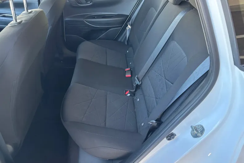 Hyundai Bayon din 2023 cu 96.000 km - oferta HYU264581 - foto 33